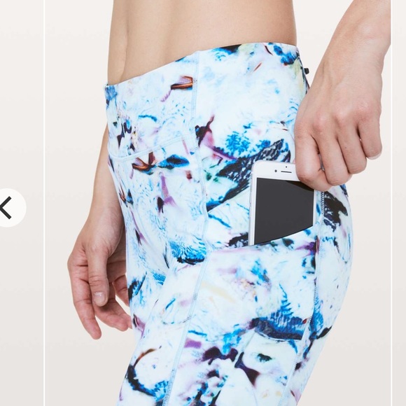 Lululemon speed up tight size 2 RARE color - Picture 8 of 8